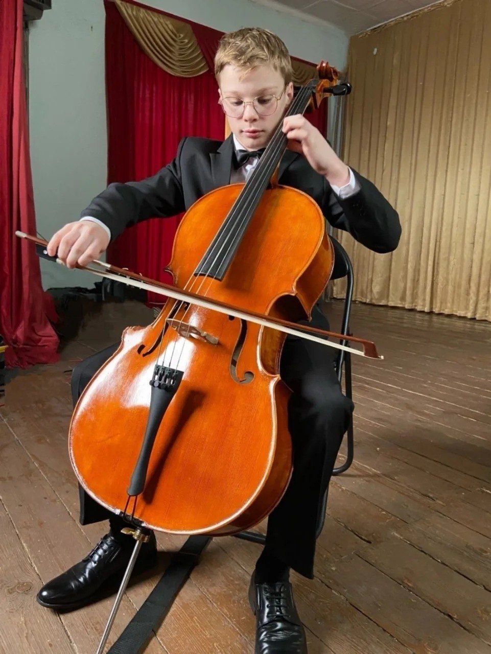 В Курске подвели итоги конкурса юных скрипачей и виолончелистов