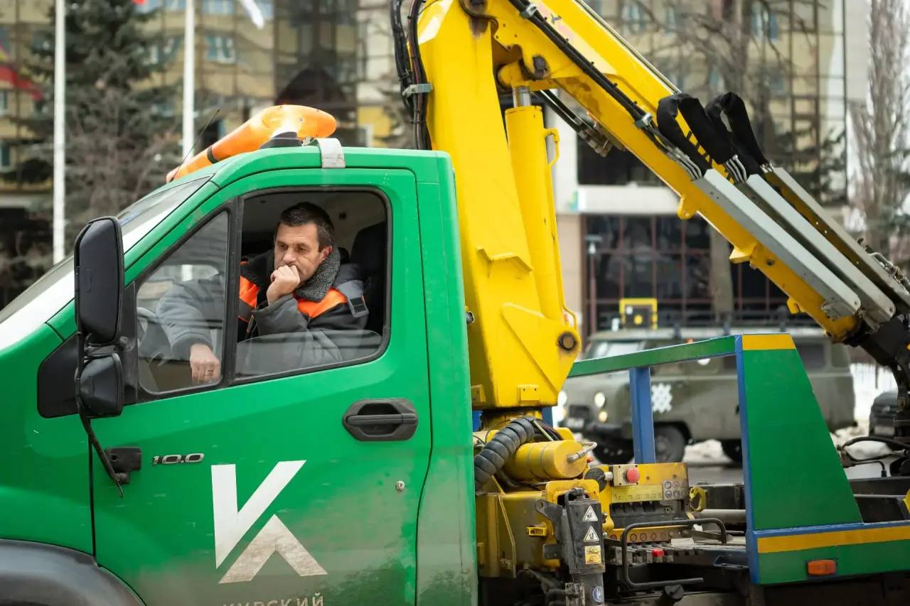 В Курске продолжат решать проблему парковки большегрузов вдоль дорог