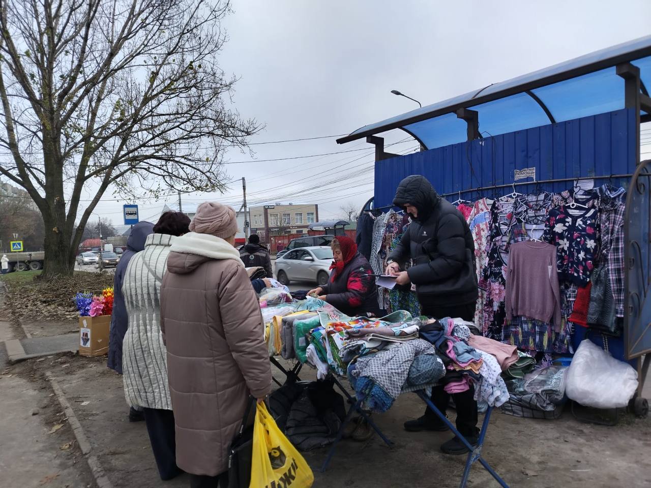 В Курске составлено 13 протоколов за незаконную торговлю на улицах