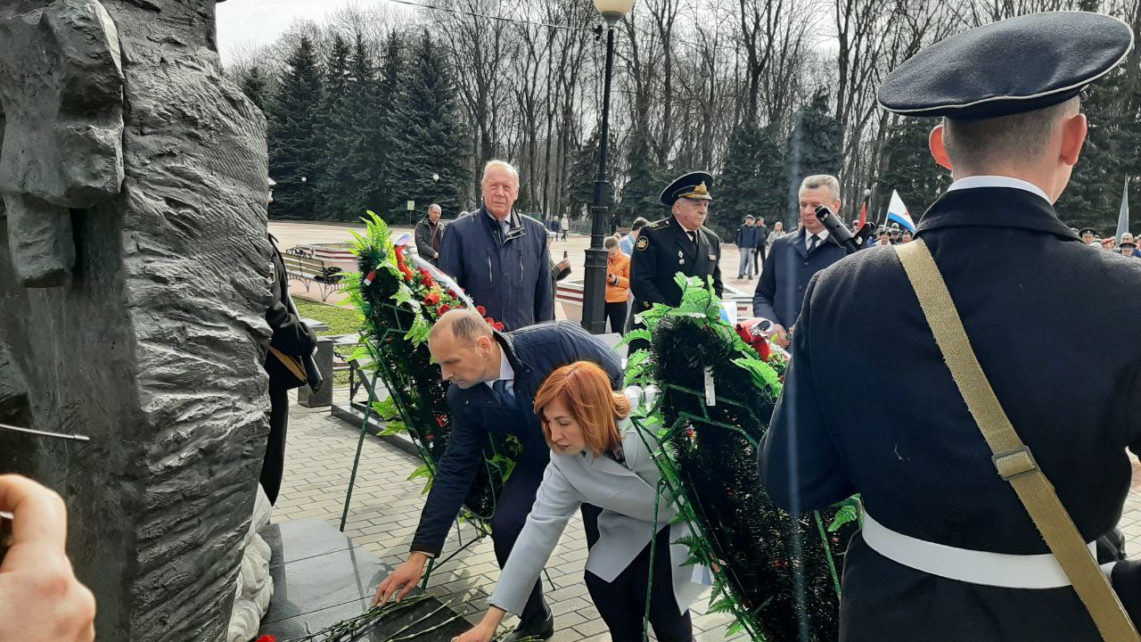 В Курске почтили память погибших подводников
