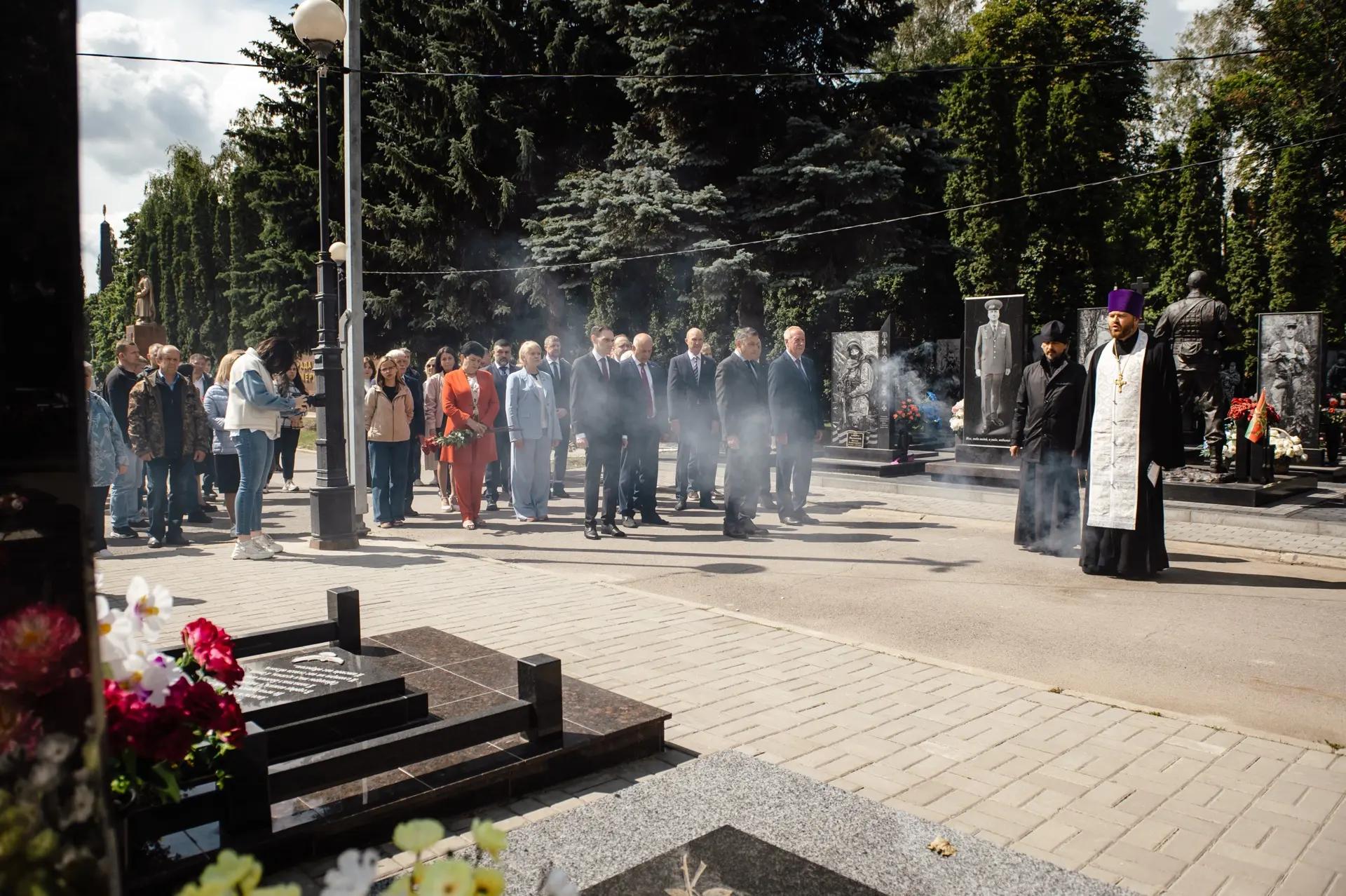 Александр Хинштейн призвал курян не забывать жертв терактов