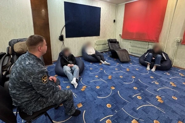 В Курске с несовершеннолетними осужденными провели психокоррекционное занятие