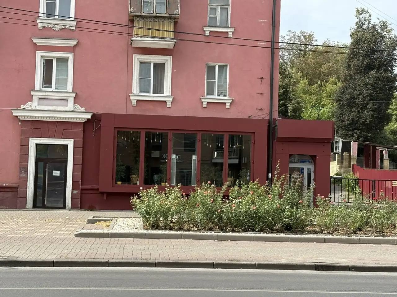 В Курске глава города призвал предпринимателей к инициативе по обновлению фасадов