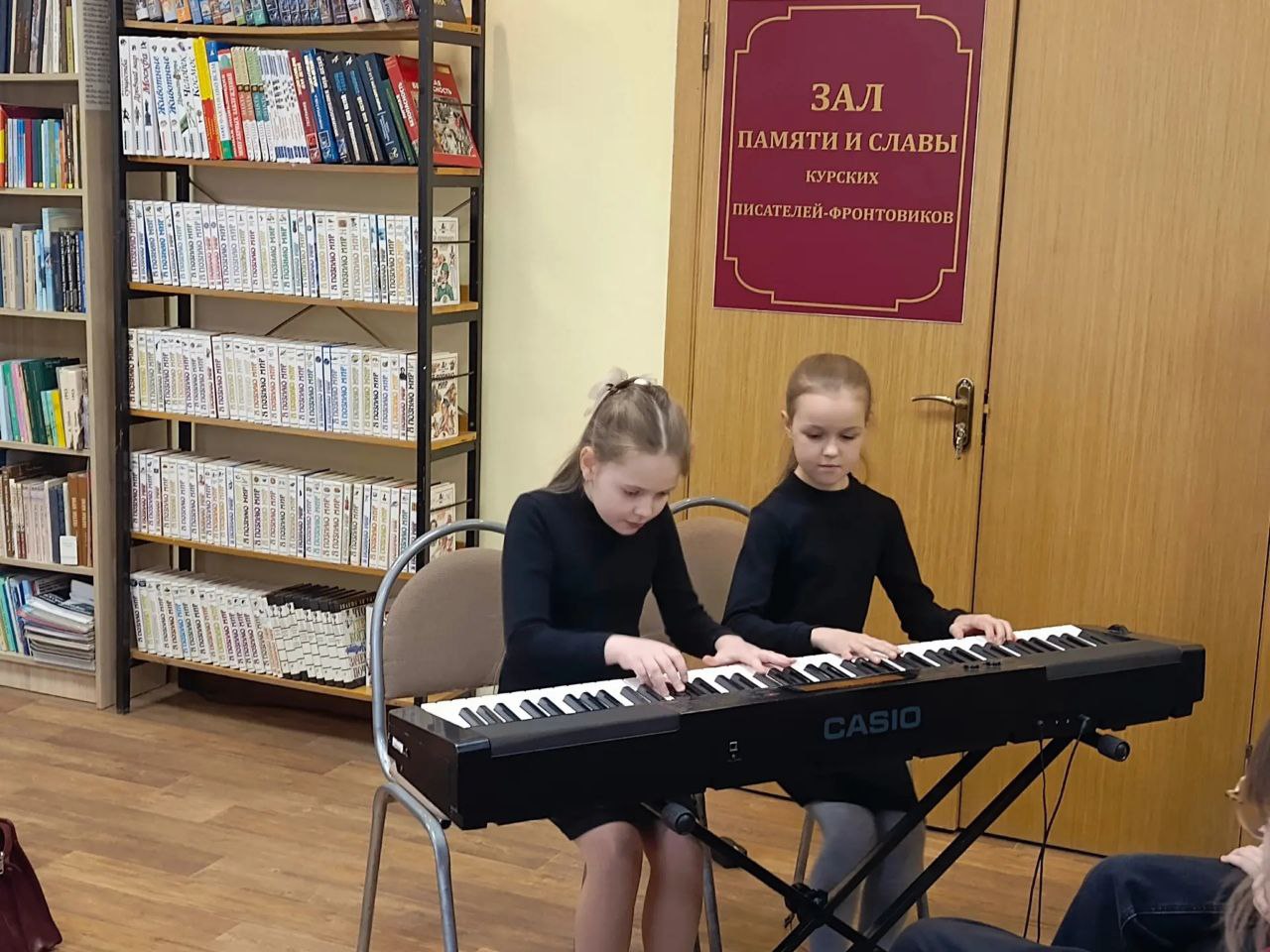 В Курске прошёл исторический экскурс «Россия и Крым: прошлое и настоящее»