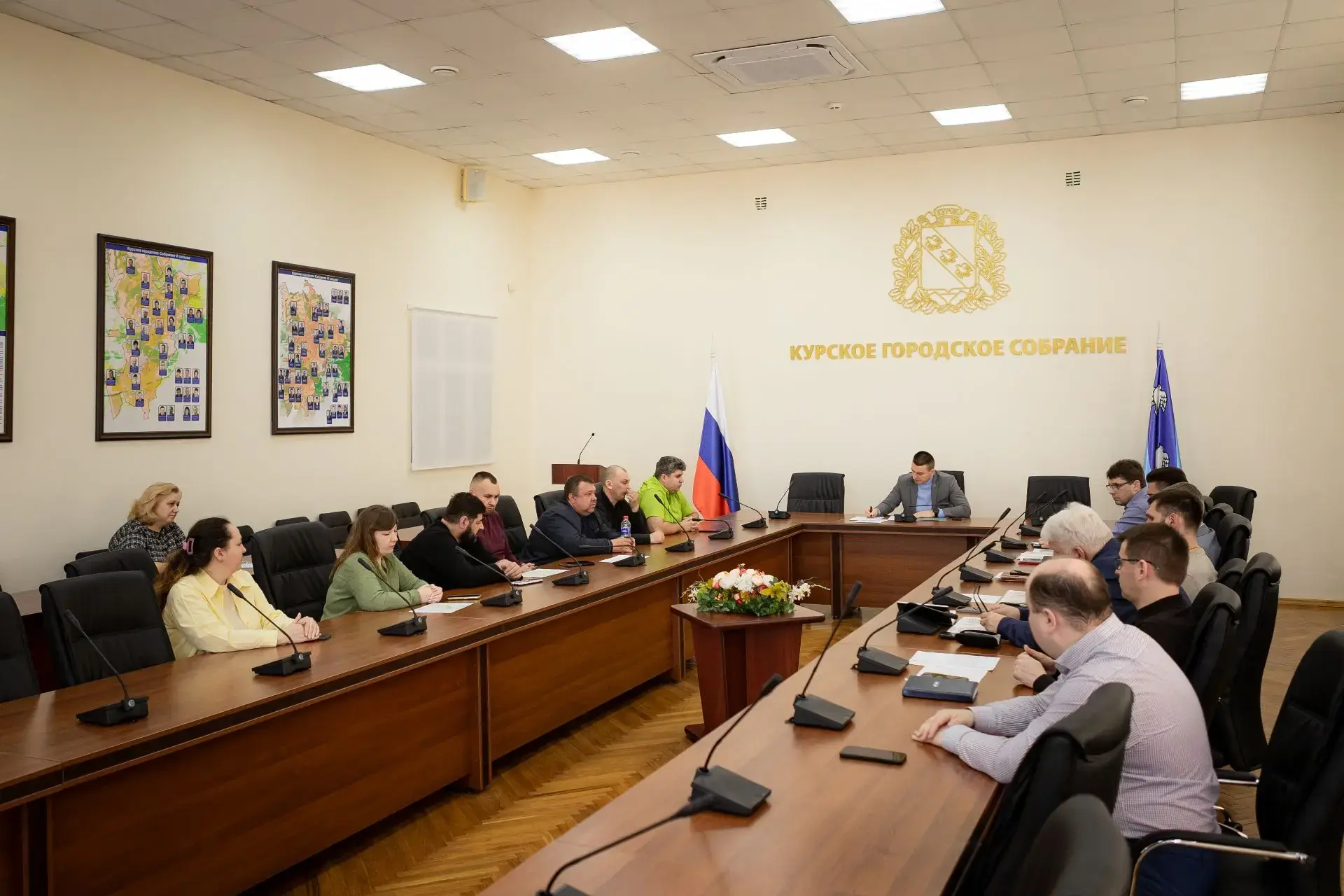 В Курске жителям поселков Семейный и Соловьиный предложили создать ТОСы