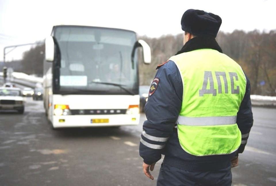В Курске на водителей авто с тонированными стеклами составили 45 административных материалов