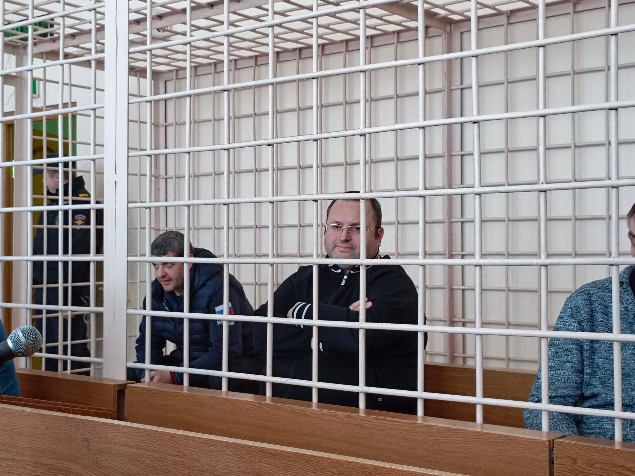 Ленинский районный суд Курска постановил решение по делу экс-гендиректору КРКО  Владимира Лукина и его заместителей