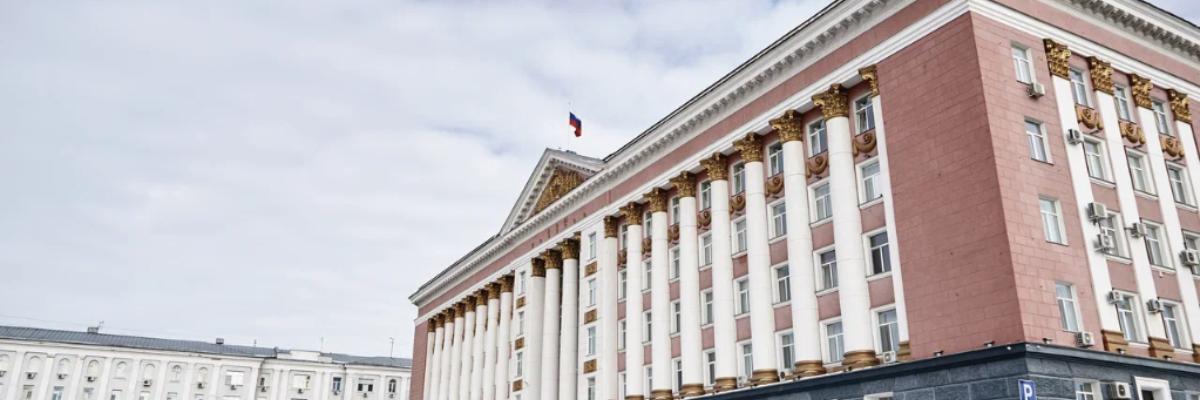 В Курской области отменили требование предъявлять QR-коды в общественных местах  