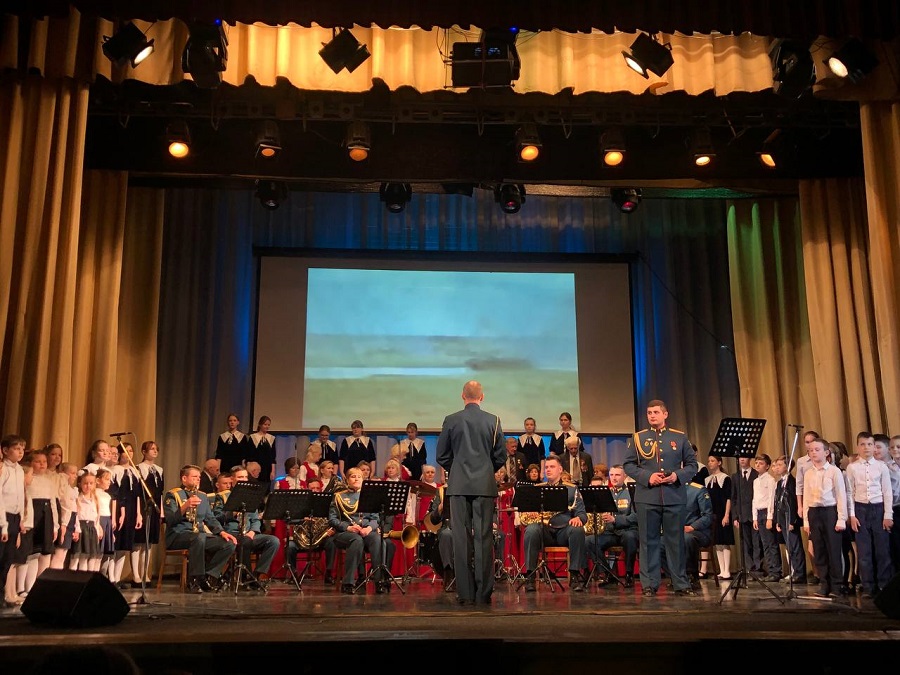 В Курске прошёл концерт «Весна Победы!»