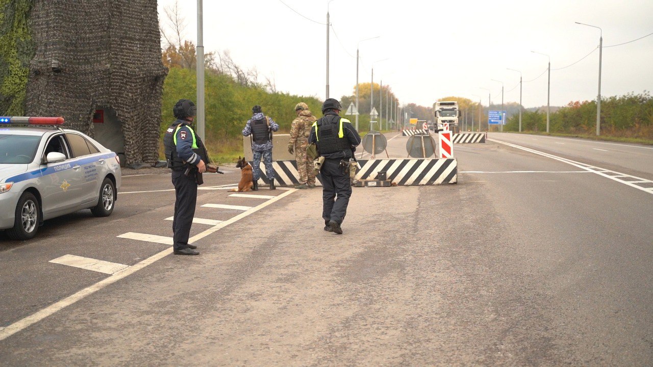 В Курской области задержали перевозившего в пепельнице наркотики водителя