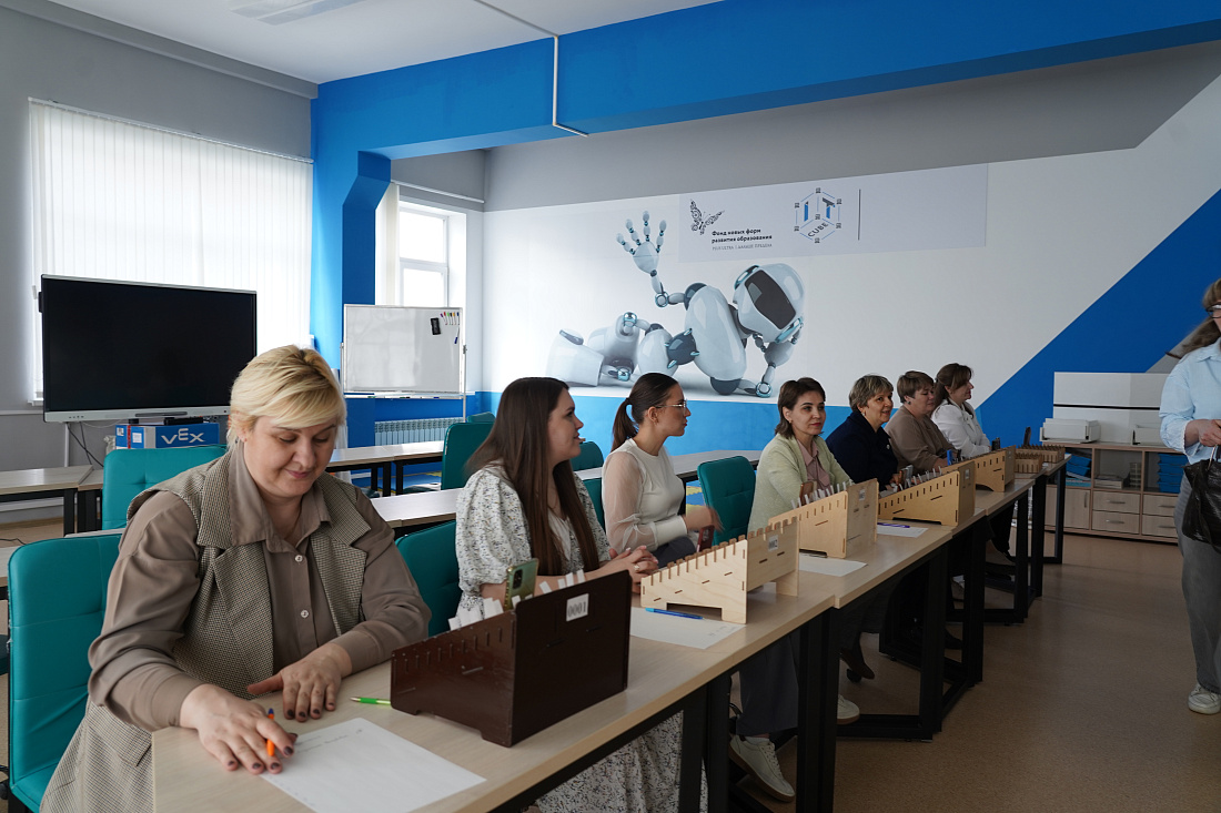 В Курске родители прошли пробный ЕГЭ по русскому языку