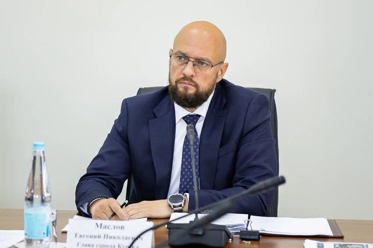 Глава Курска призвал коллег оперативно реагировать на обращения горожан