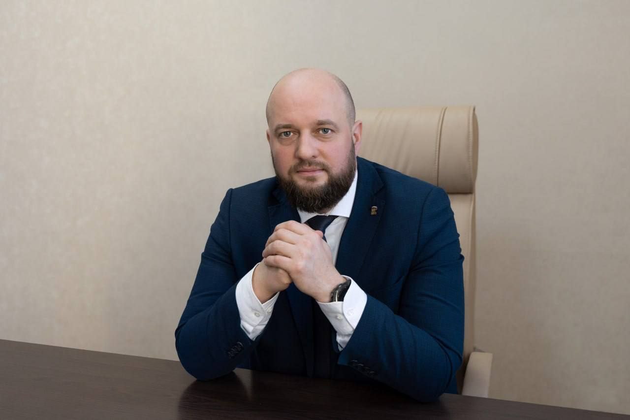 Глава Курска Евгений Маслов: «Пусть Новый год принесёт счастье, здоровье, благополучие»