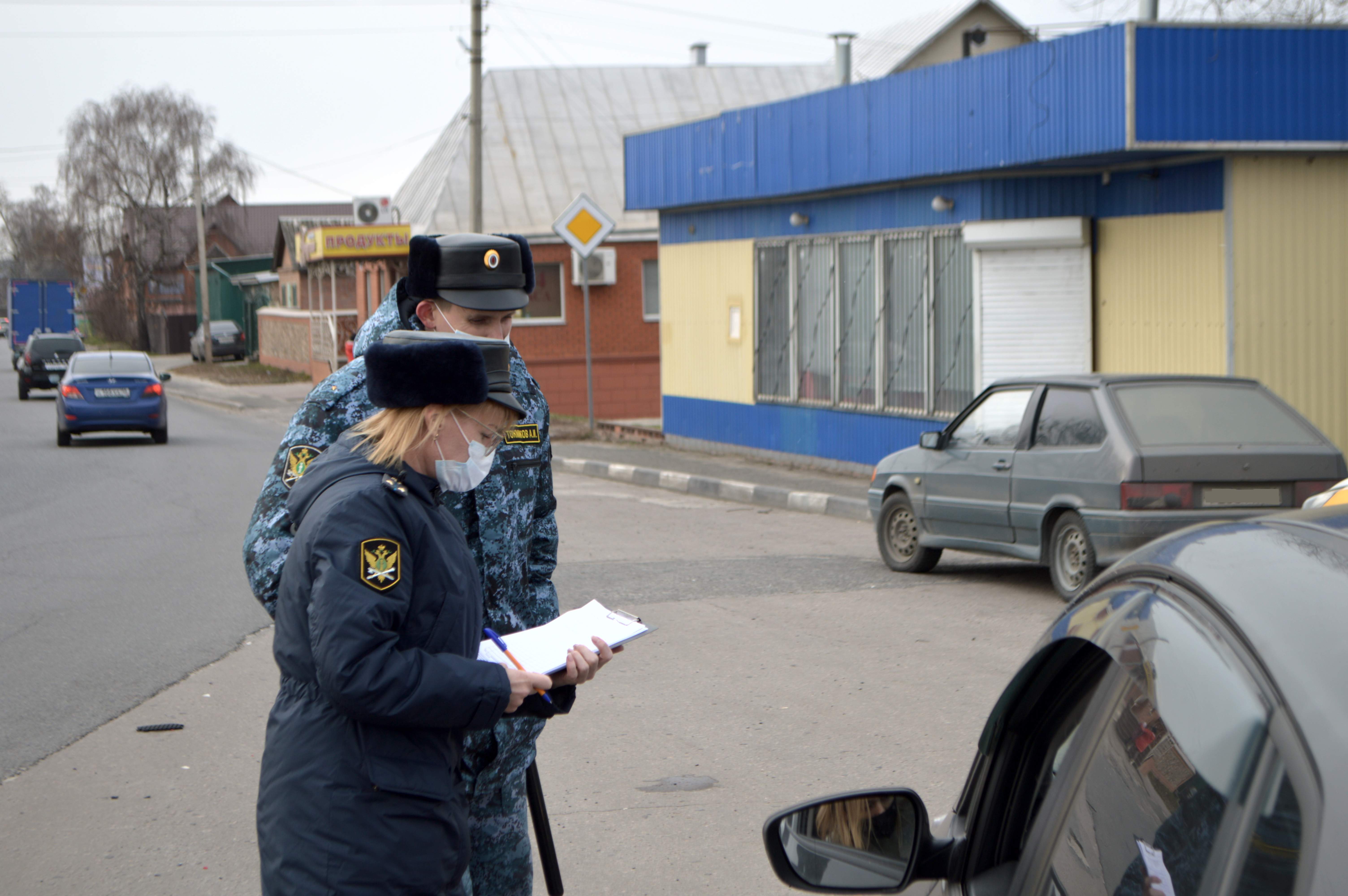 Курянин вернул в банк более 700 тысяч рублей после ареста своей иномарки