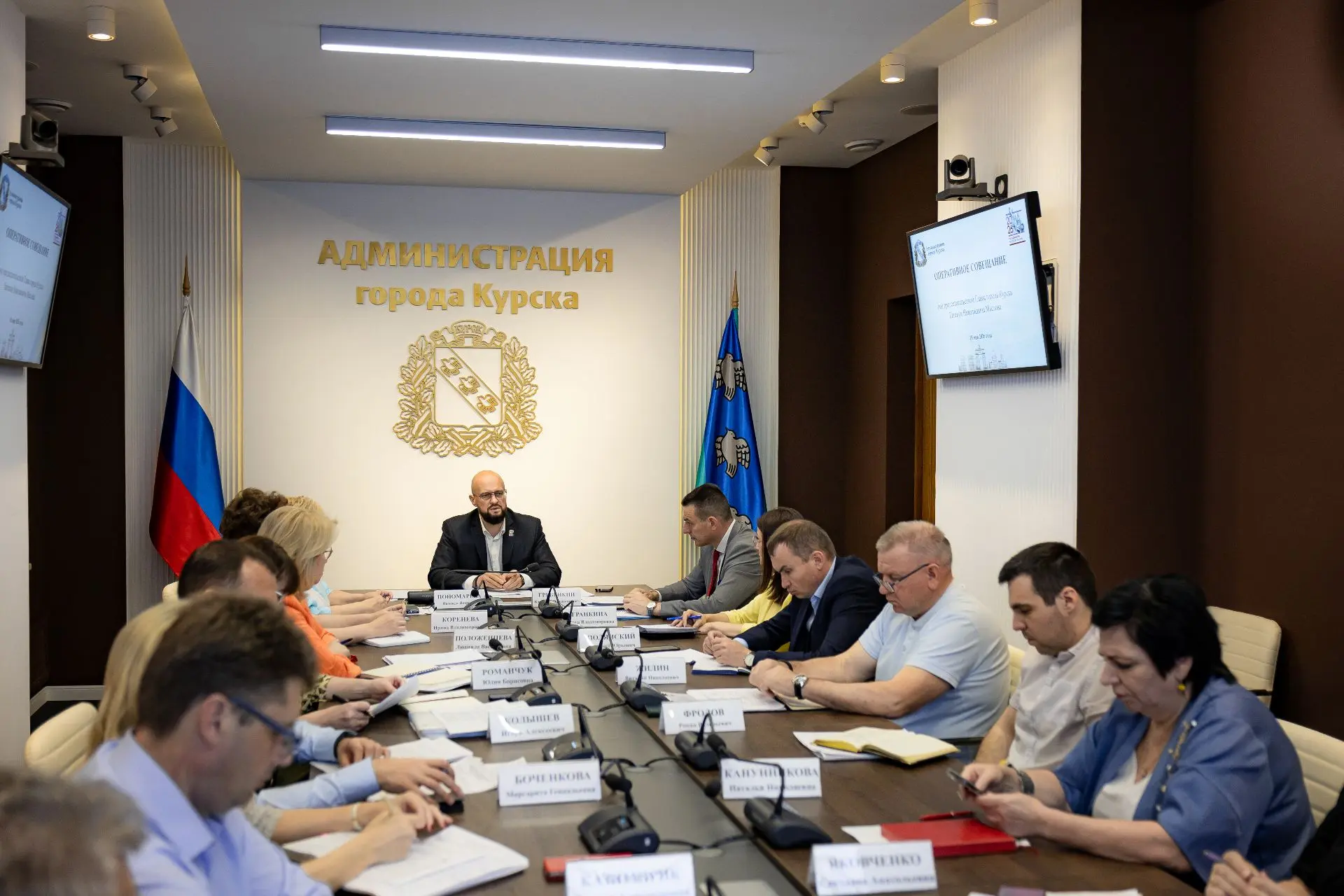 Глава Курска поручил главам округов тщательнее мониторить территории