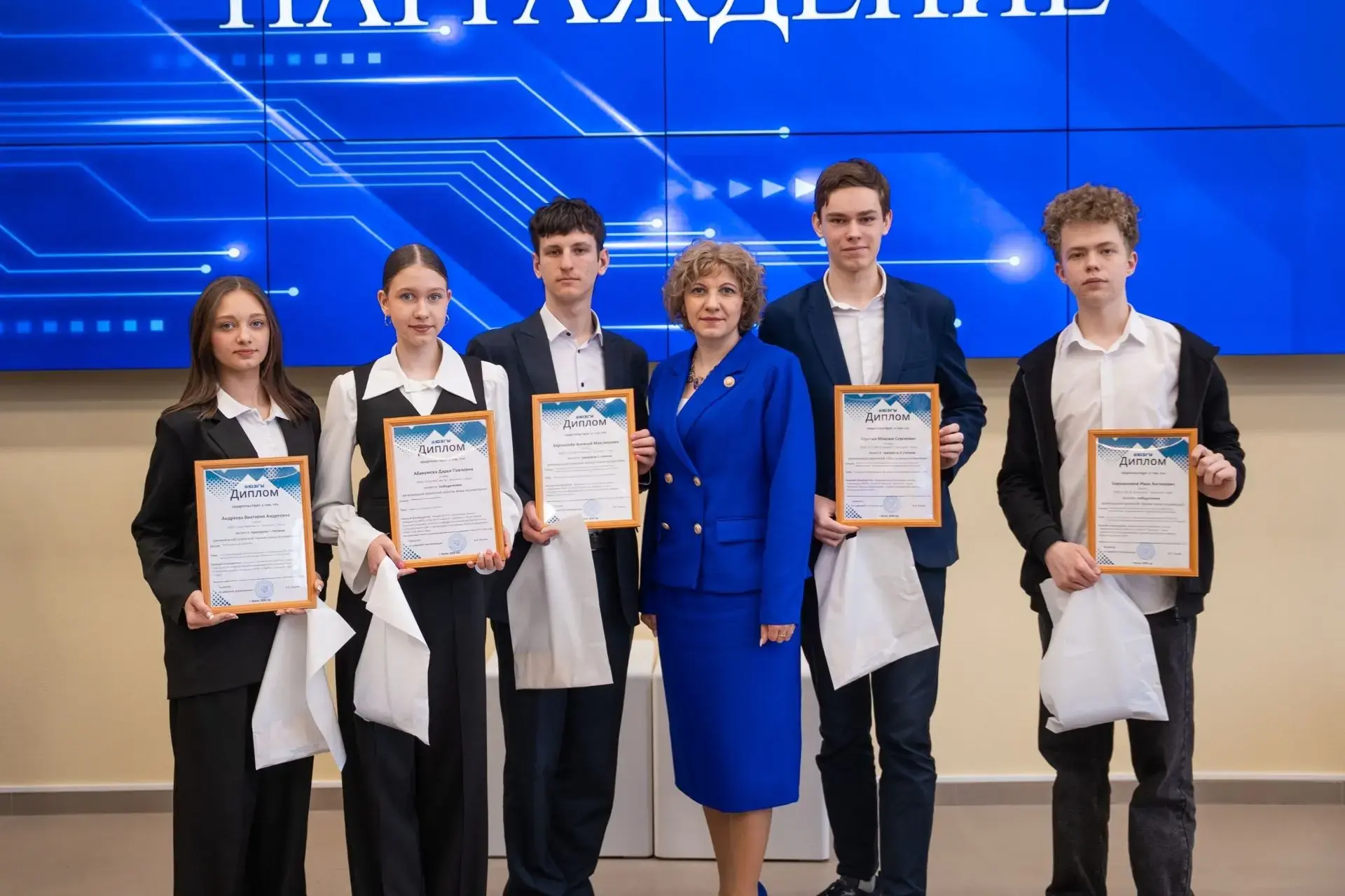 56 школьников Курска стали победителями и призёрами программы «Школа юных инноваторов»