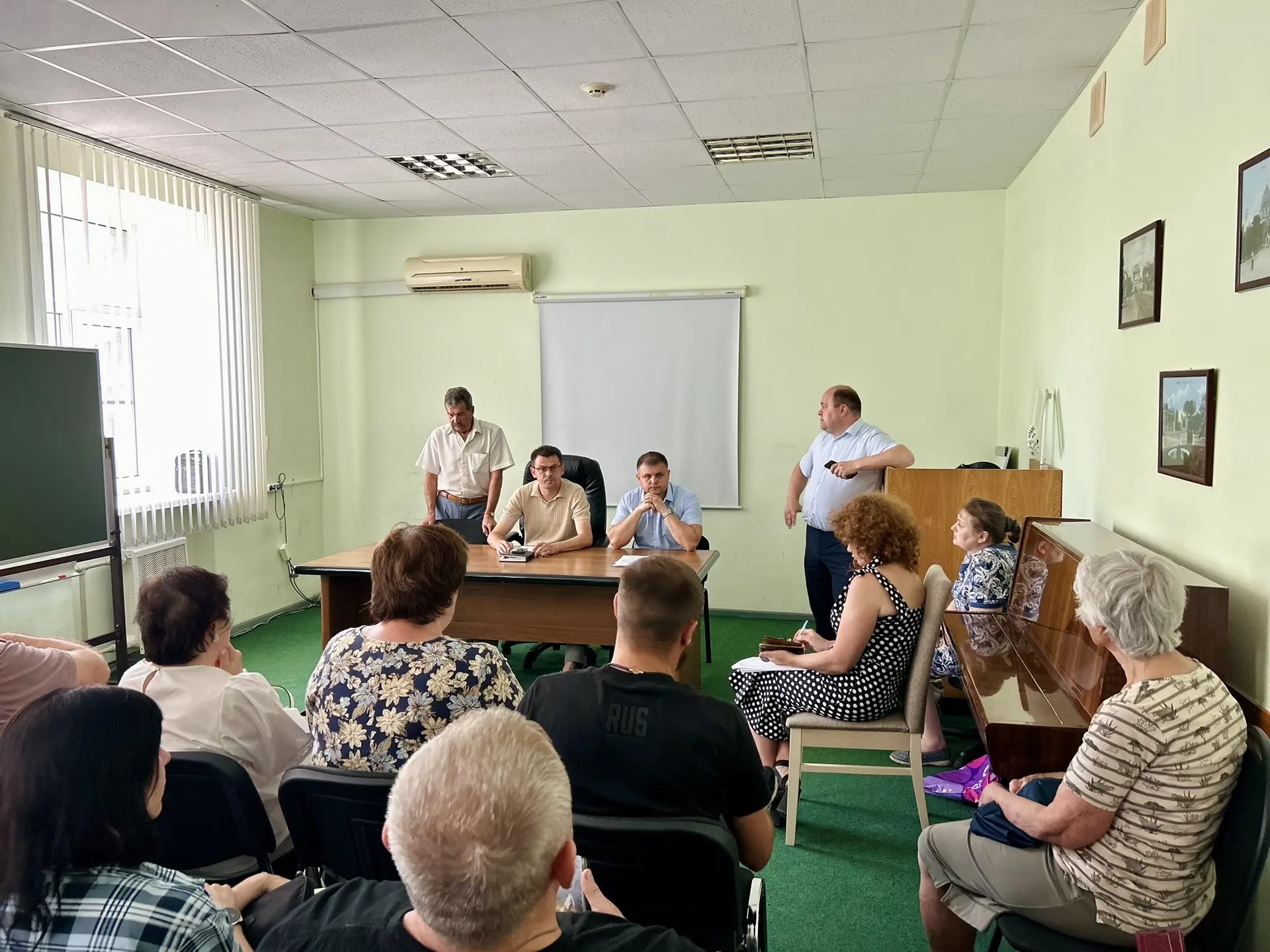 В администрации Курска обсудили повышение безопасности газа в быту