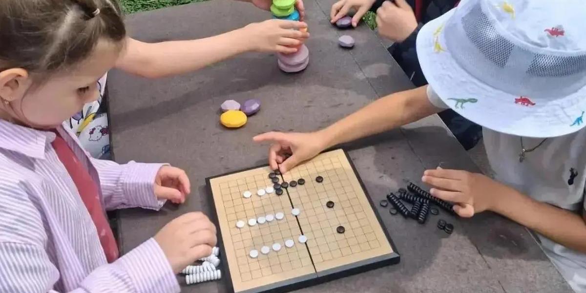 Сыграли в китайские «го»