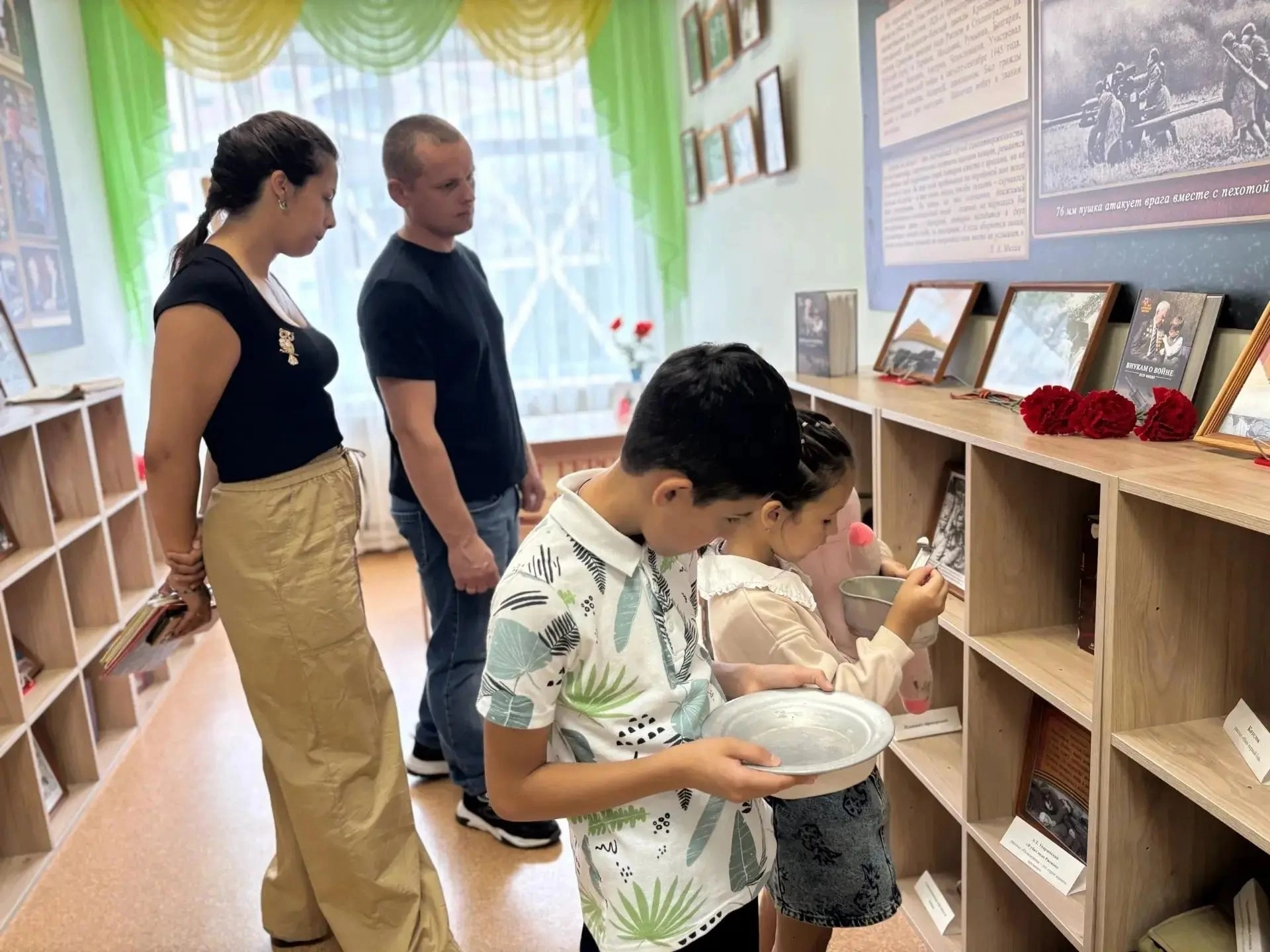 В Курске проходят индивидуальные и коллективные тематические экскурсии «Внукам и правнукам о войне...»