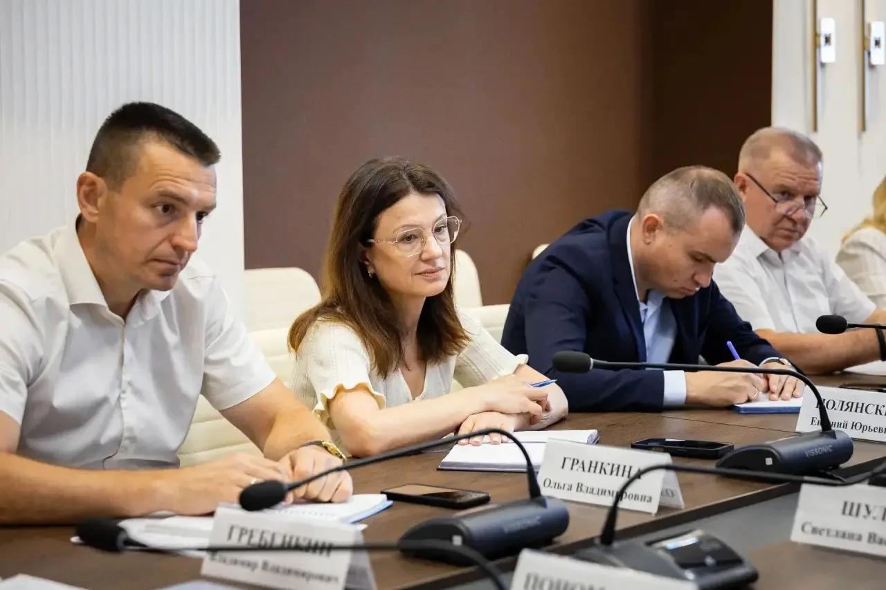 В Курске строительство КНС на Смородиновой завершили на 40%