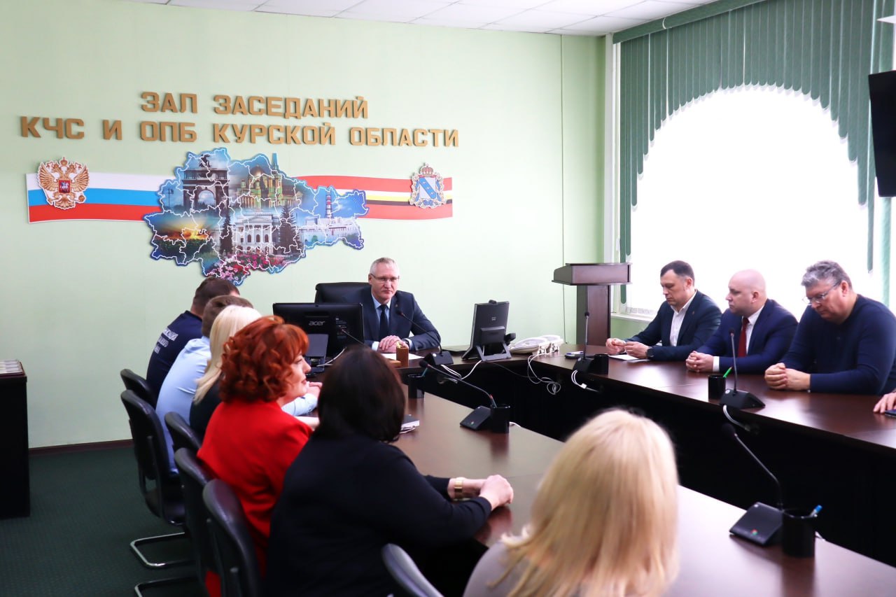 В Курской области наградили руководителей пунктов временного размещения жителей приграничья