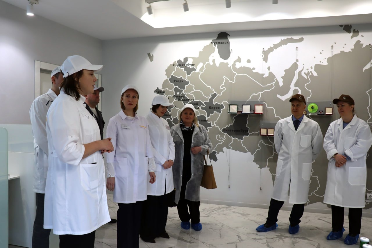 Исполняющий обязанности главы региона проинспектировал пивоваренное производство в Курске