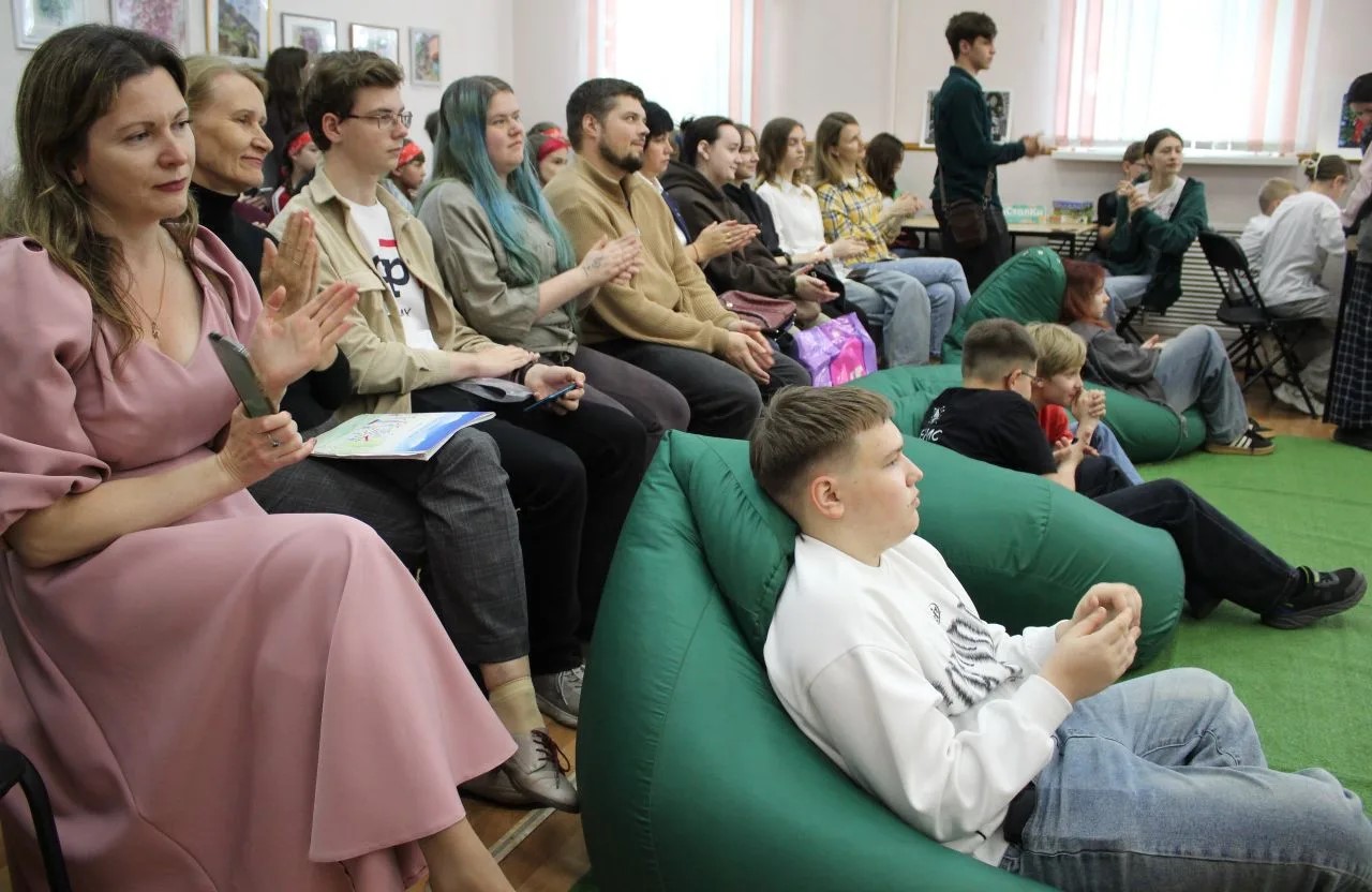 В Курской библиотеке провели тематическую программу «Читающее лето 20.26»