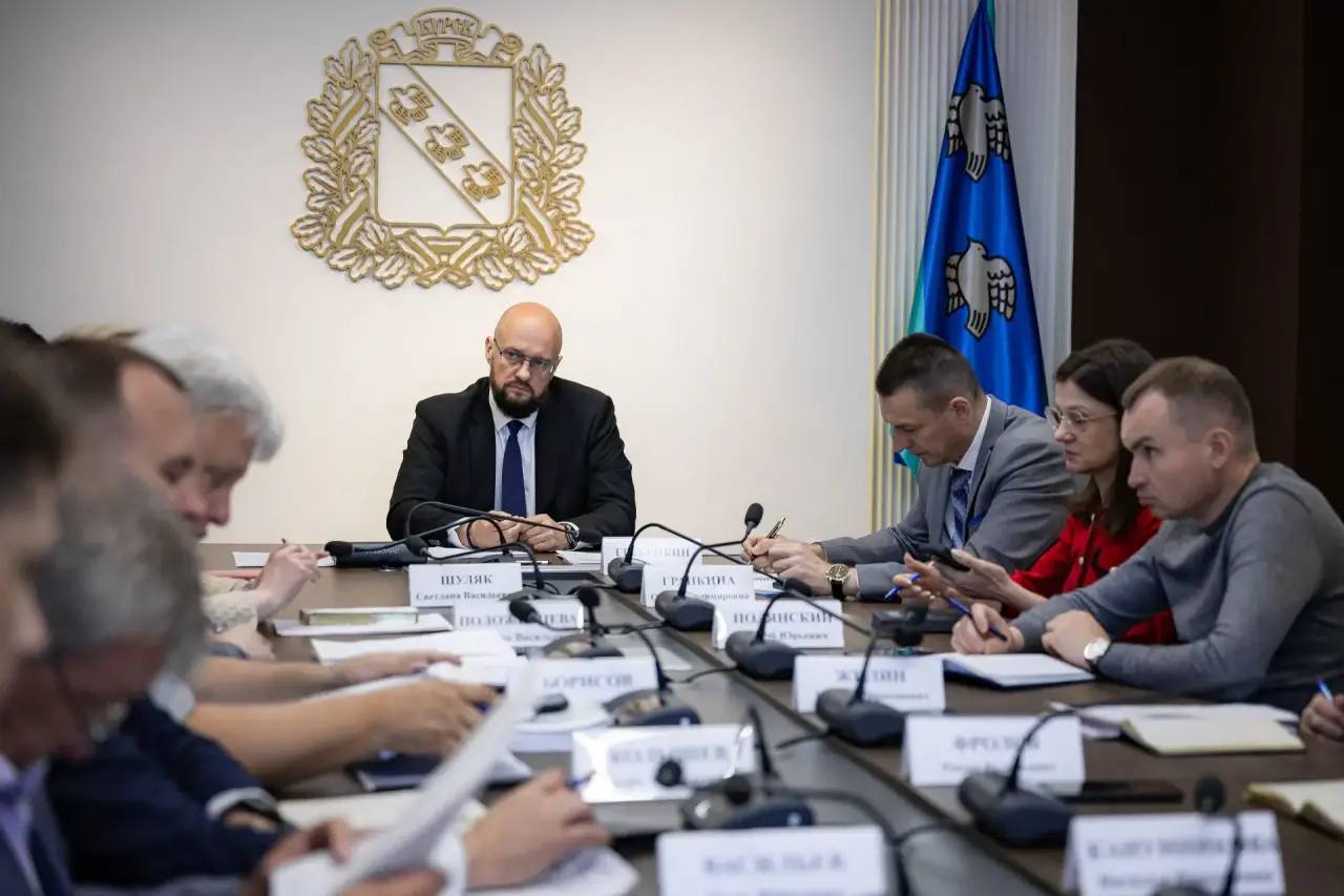   В Курске назначат ответственных за ежедневный контроль уборки парков