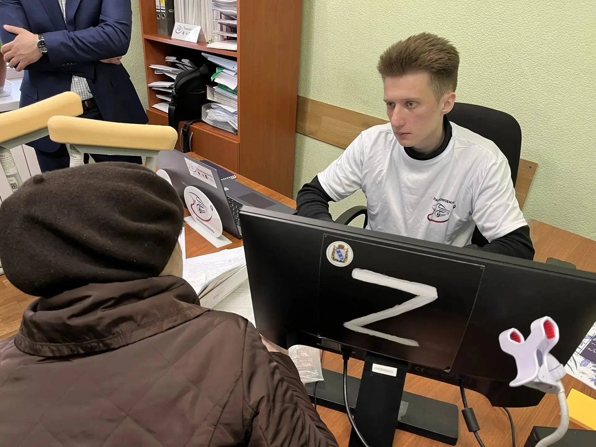 В Курской области «Правомобиль» проконсультировал 12 семей по вопросам жилья и налогов