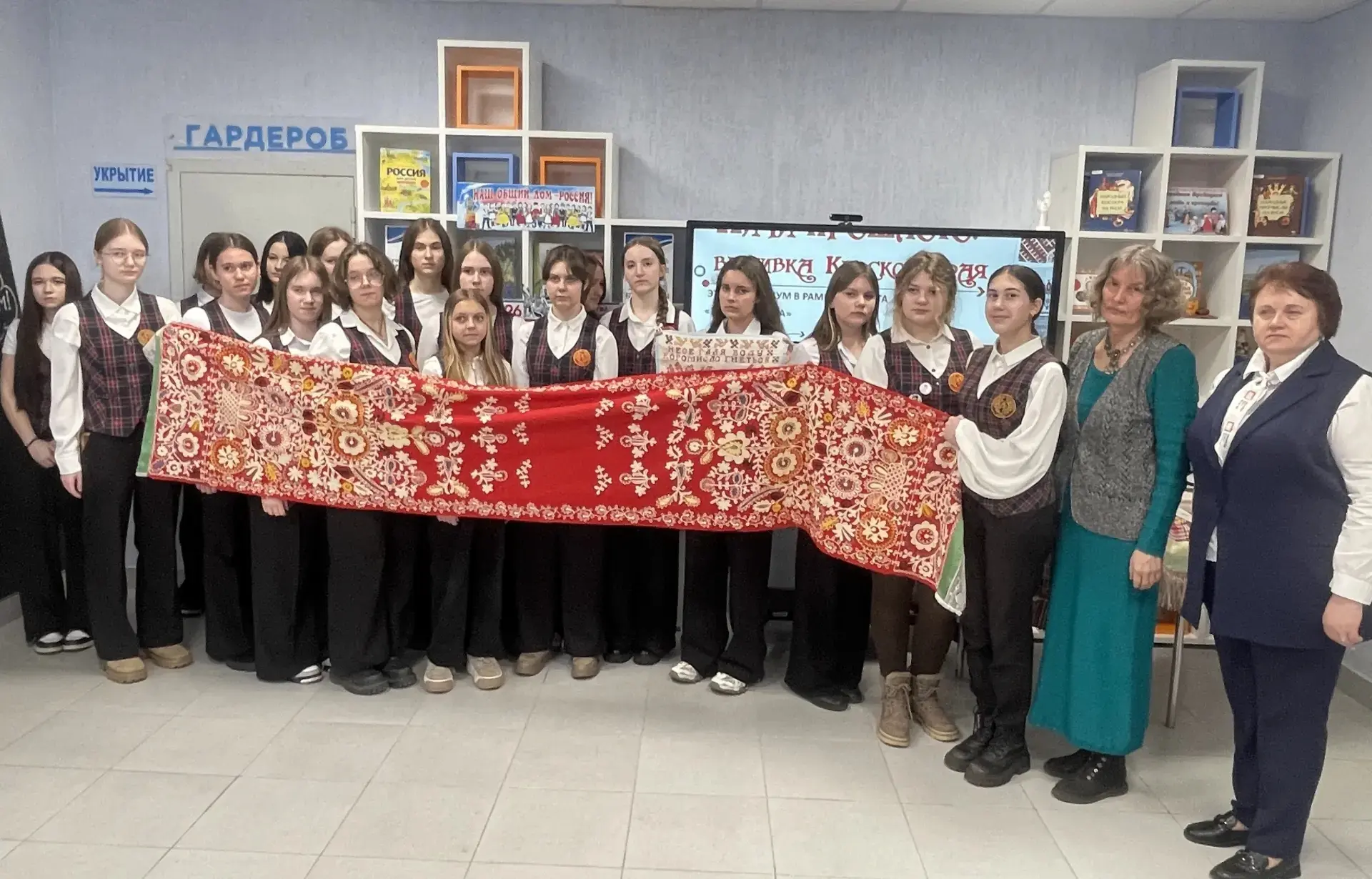  В Курске прошёл этнопрактикум по традиционной вышивке