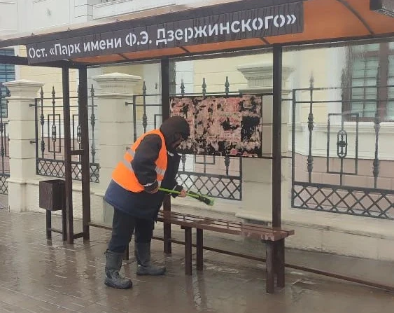 На уборку Курска вышли 69 коммунальщиков