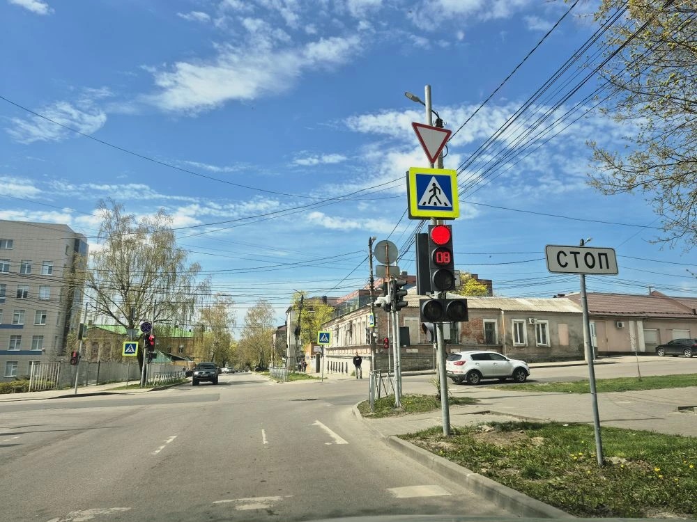 В Курске зафиксировано более 280 проездов на красный свет