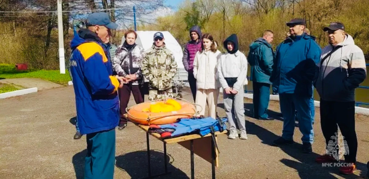В Курской области начали обучение спасателей для пляжей