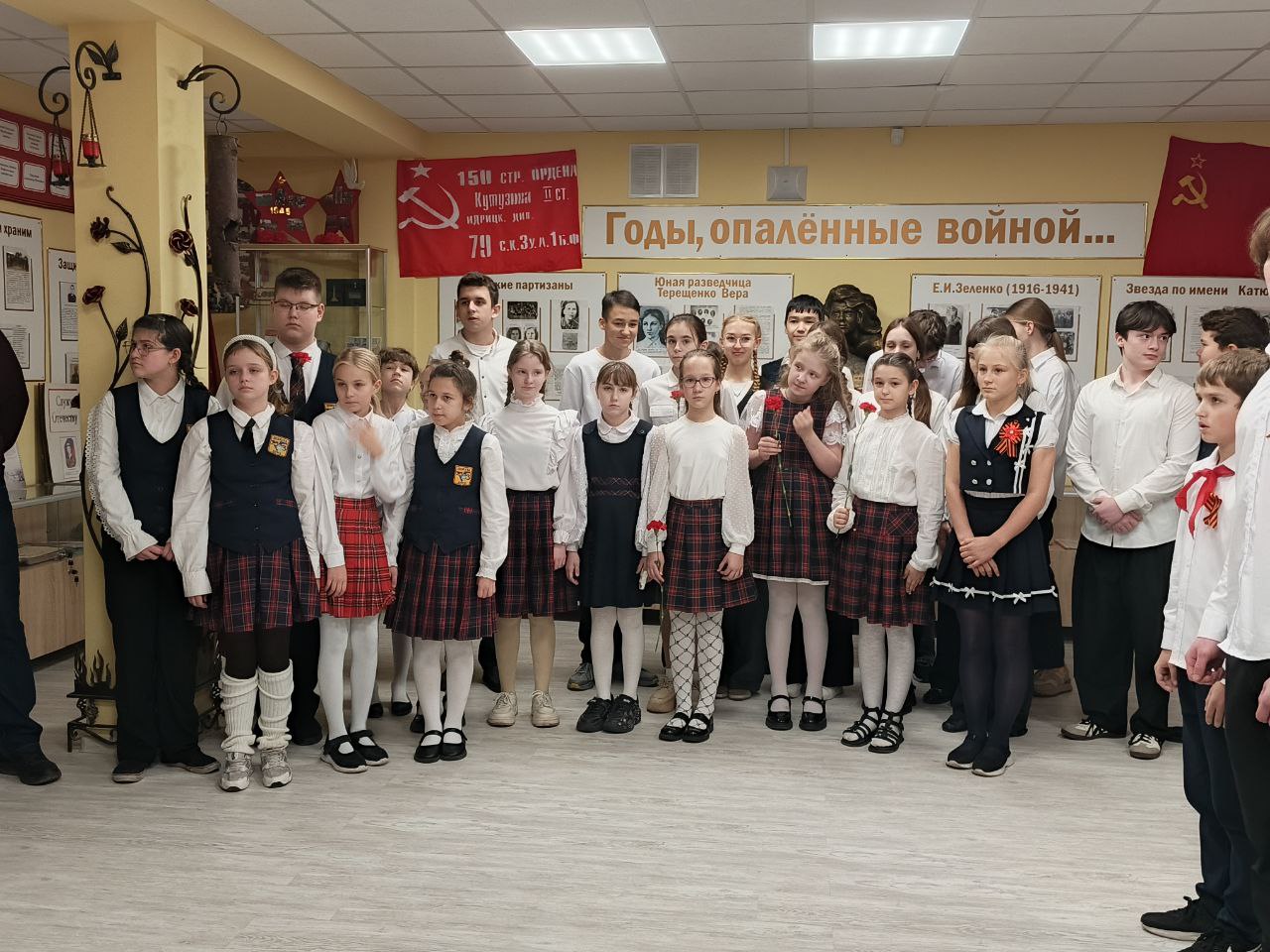 Юные куряне пообщались с семьями героев СВО