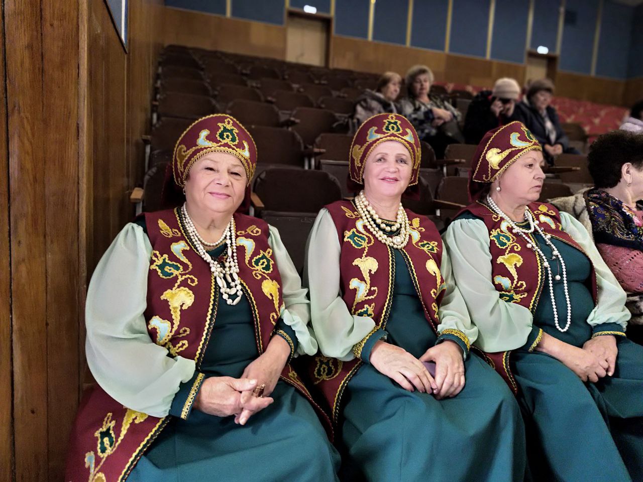 В Курске проходит фестиваль творчества пожилых людей «Открытые сердца»