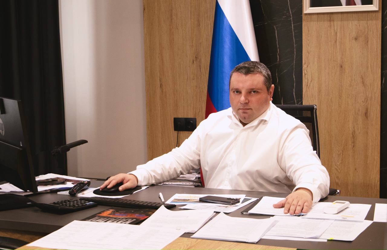 В Курске на трамвайных путях по улице Сумской повреждения устранят до конца июля
