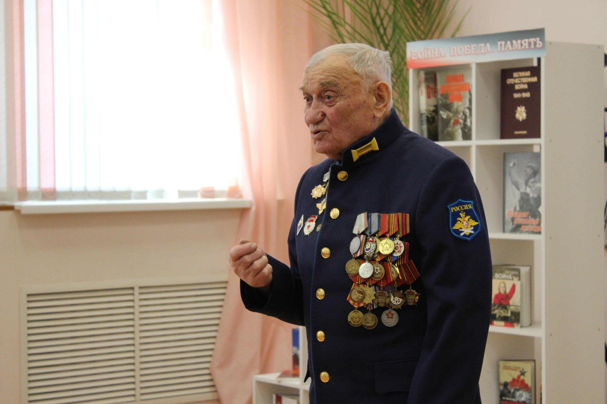 Курские ветераны рассказали молодым людям об ужасах блокадного Ленинграда