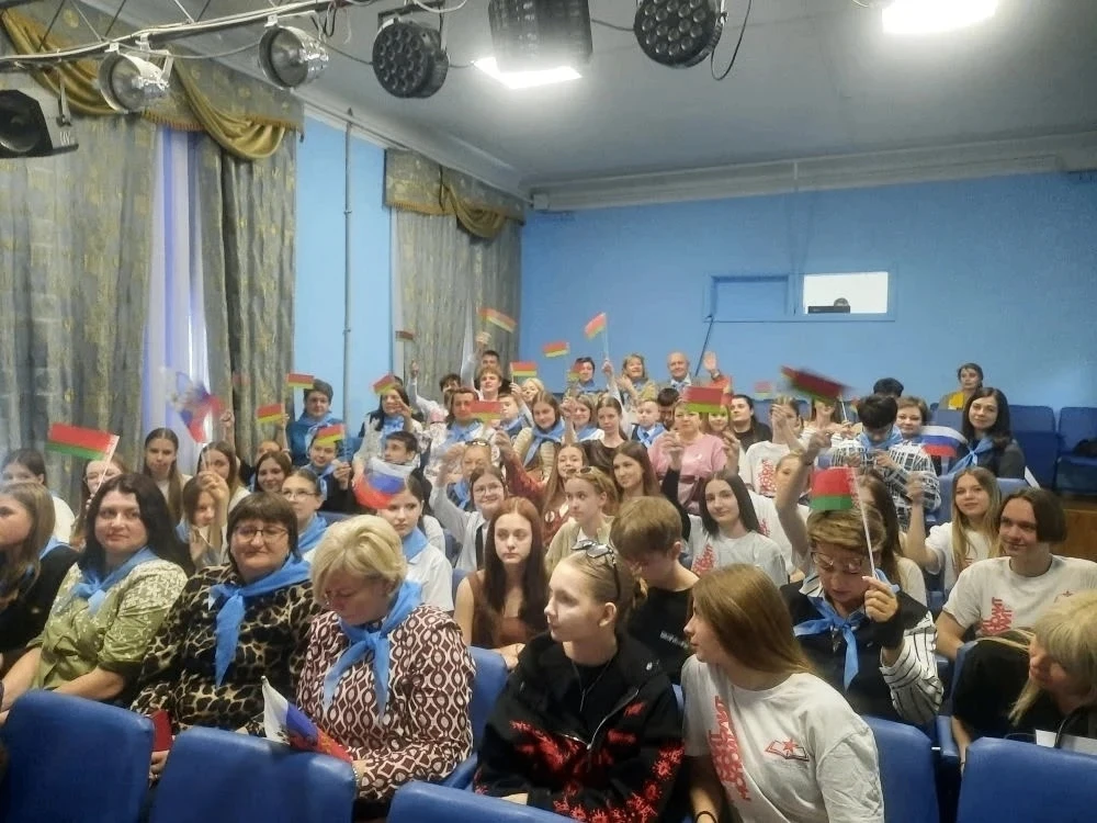 В Курске состоялся телемост в честь 20-летия сотрудничества с Беларусью